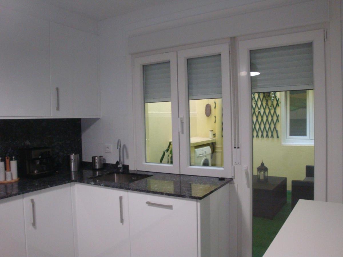 Piso en Alexandre Bóveda Apartamento O Grove Exterior foto