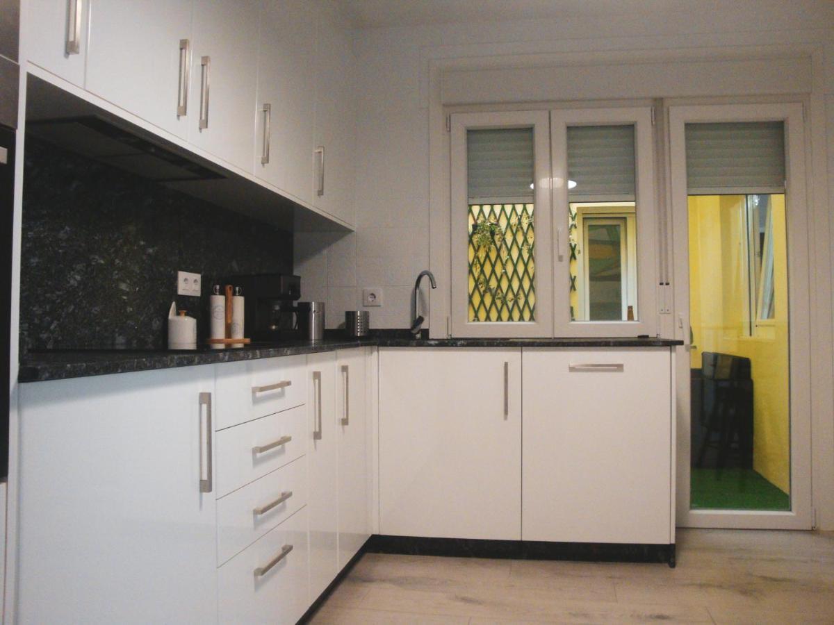 Piso en Alexandre Bóveda Apartamento O Grove Exterior foto